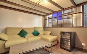 2 Bedrooms Le Marais Nazareth